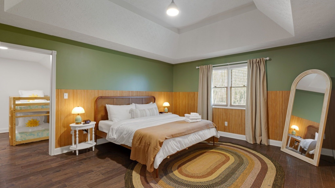 Photo of Bedroom in Greenwood