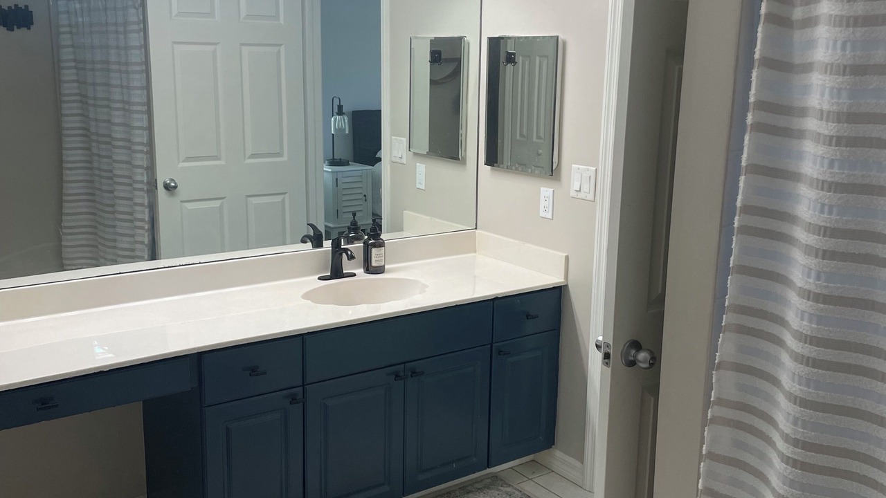 Photo of Bathroom in Burnt Store Isles