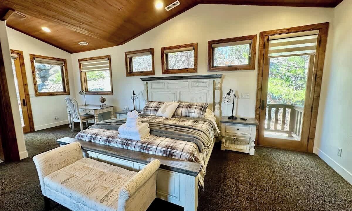 Photo of Bedroom in Flagstaff