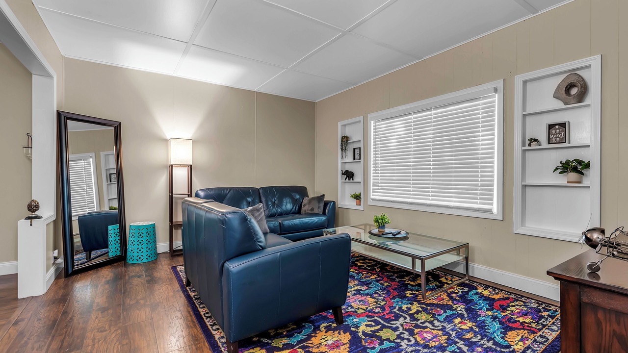 Photo of Livingroom in Niagara Falls