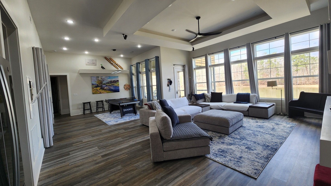 Photo of Livingroom in Little Kowaliga