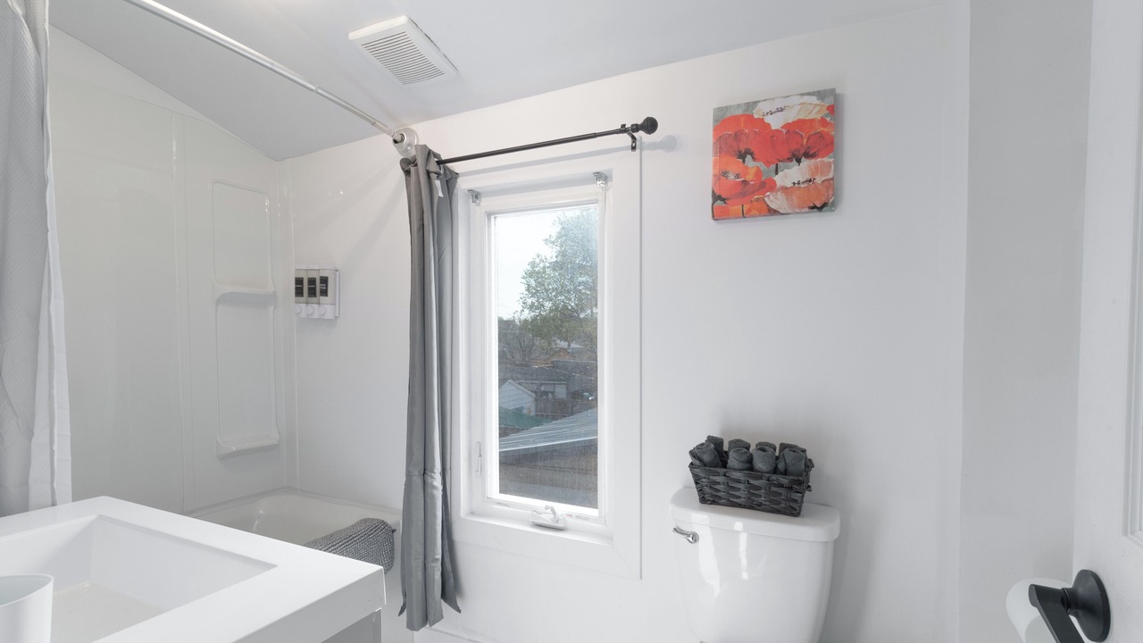 Photo of Bathroom in East Kildonan