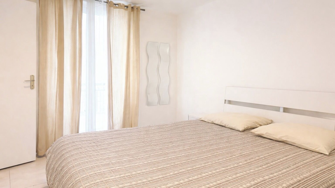 Photo of Bedroom in Quartier de la Folie-Mericourt