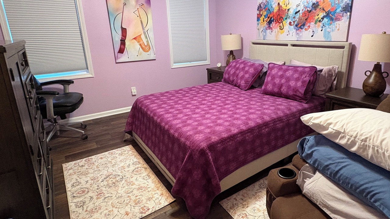 Photo of Bedroom in James City