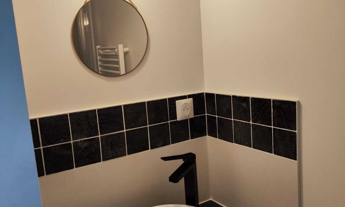 Photo of Bathroom in Plougoumelen