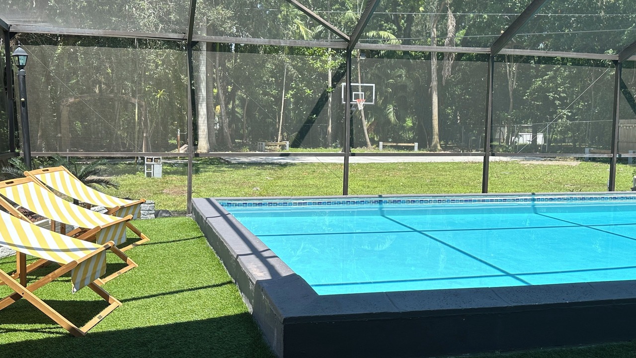 Photo of Outdoor in North Miami