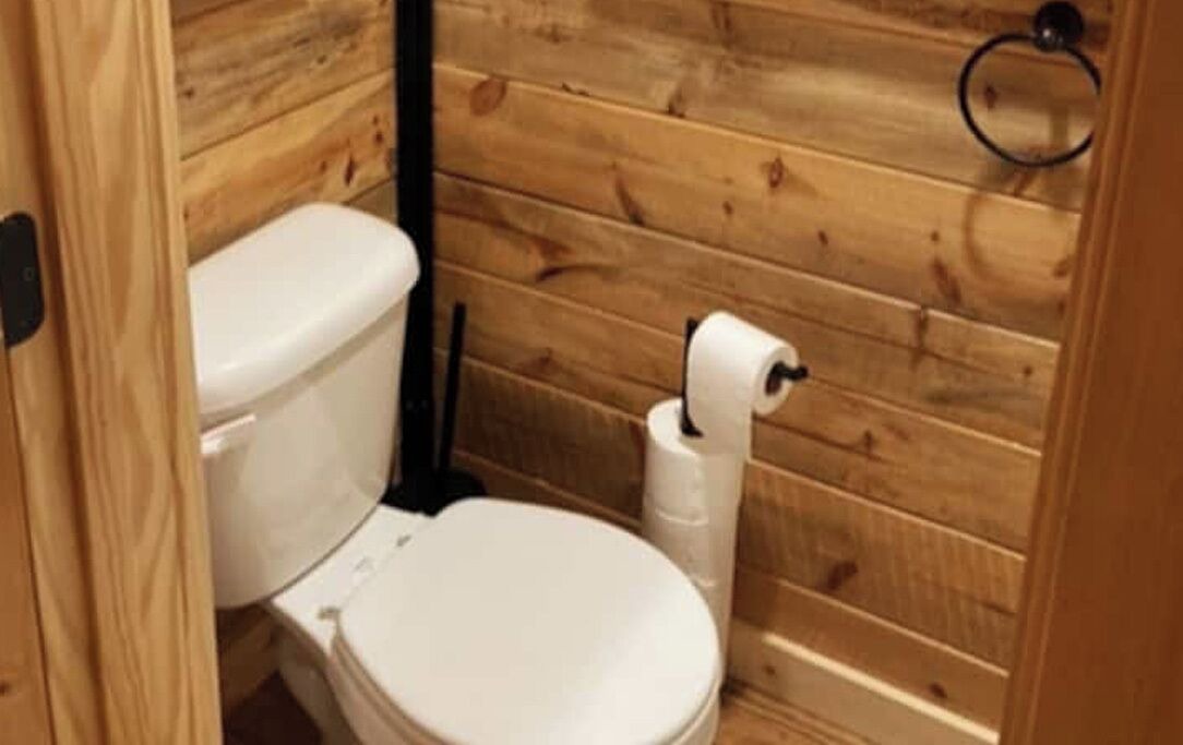 Photo of Bathroom in Roach