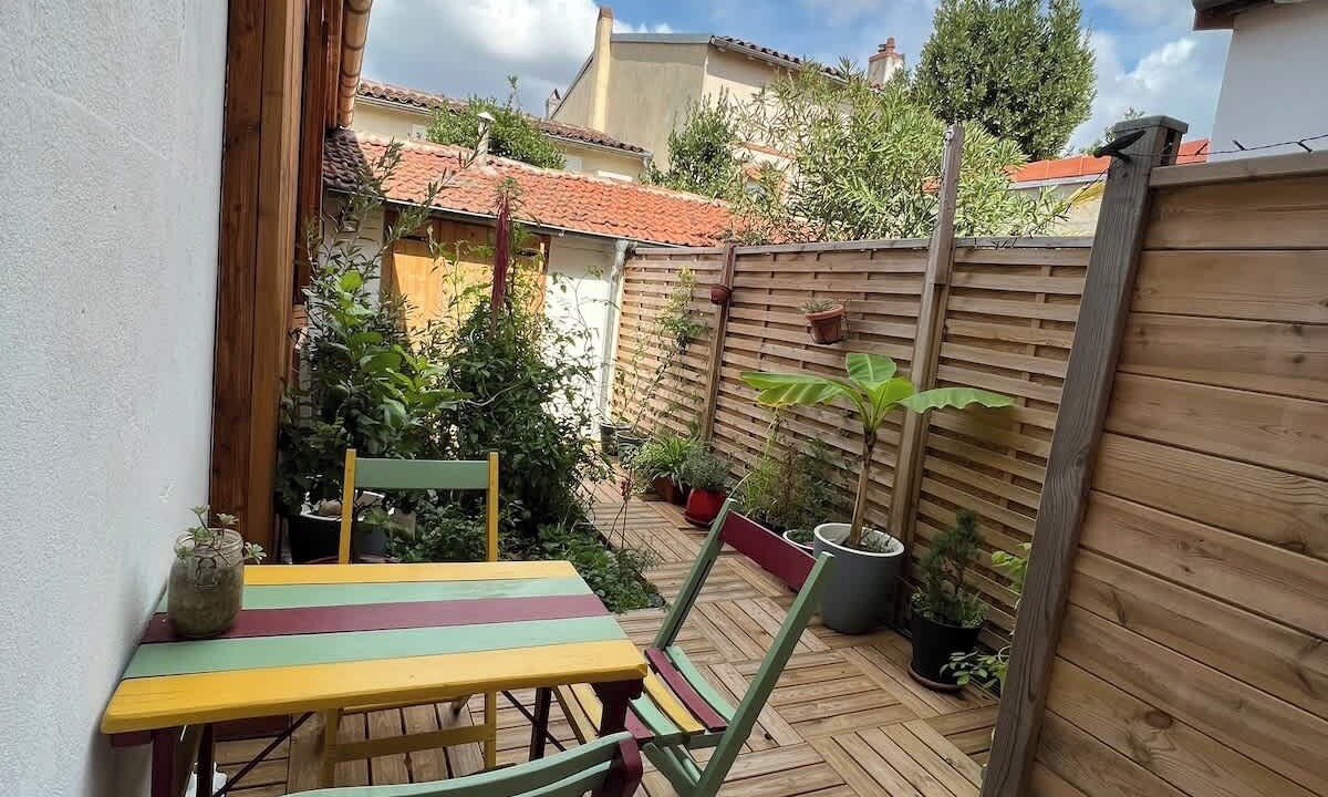 Photo of Outdoor in Guilhemery