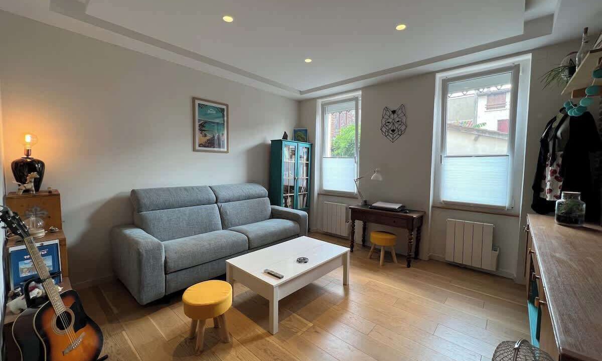 Photo of Livingroom in Guilhemery