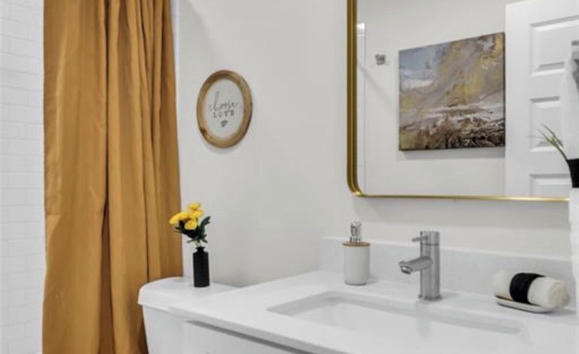 Photo of Bathroom in Haltom City