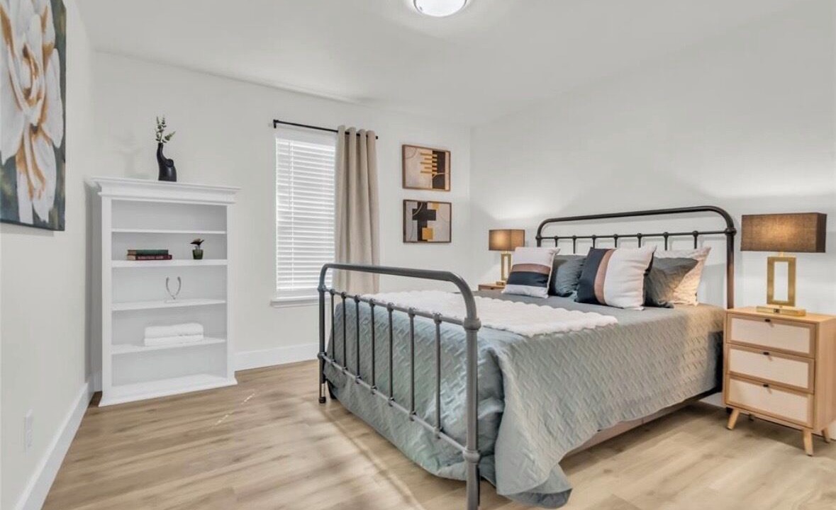 Photo of Bedroom in Haltom City