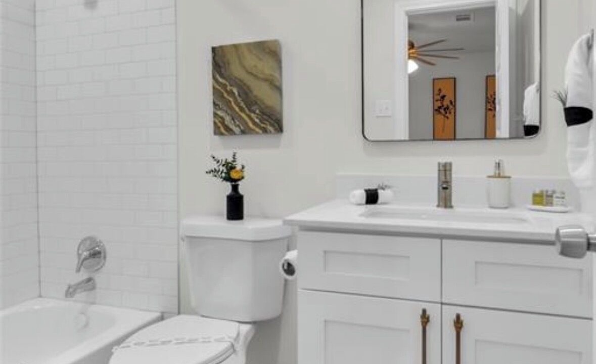 Photo of Bathroom in Haltom City