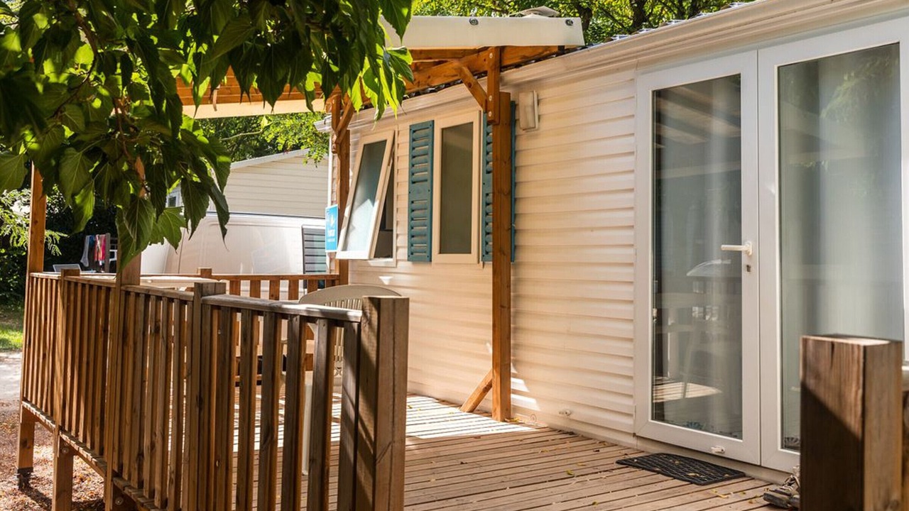 Photo of Patio Balcony in Joyeuse