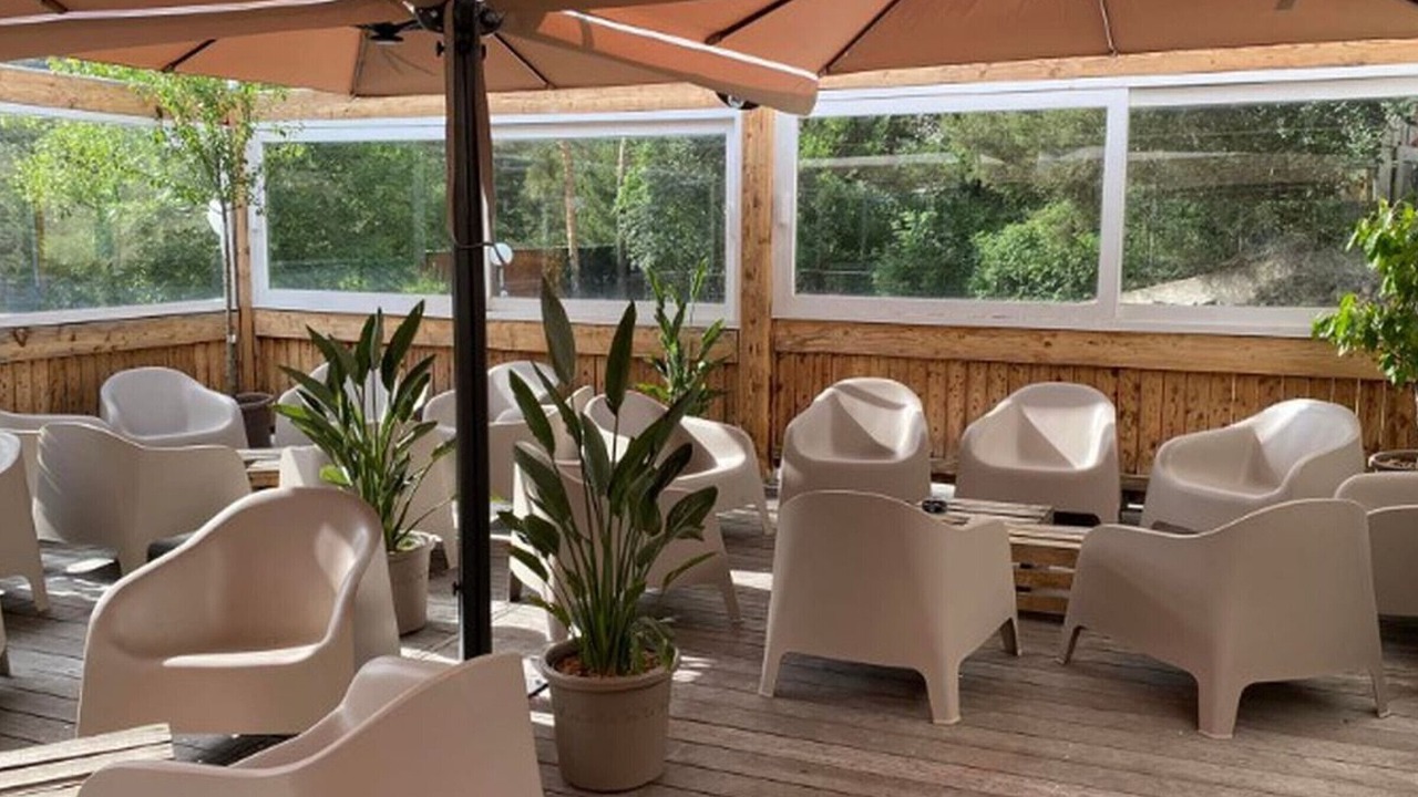 Photo of Patio Balcony in Meolans-Revel