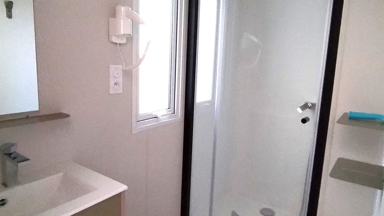 Photo of Bathroom in Chaille-les-Marais