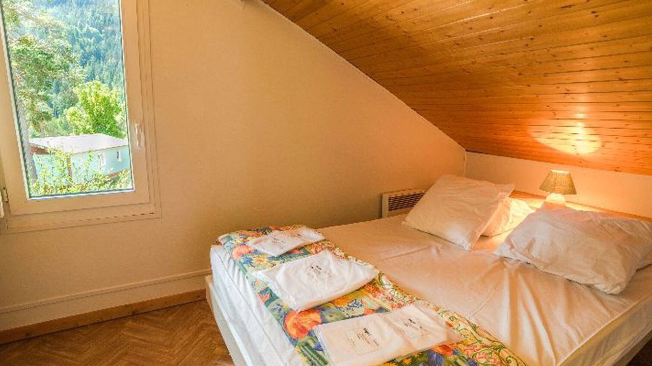 Photo of Bedroom in Meolans-Revel