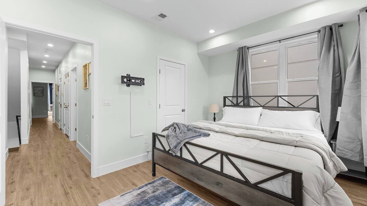 Photo of Bedroom in Washington
