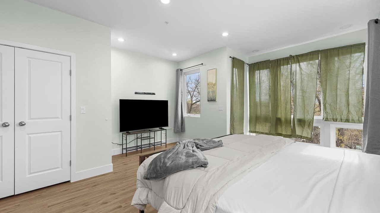 Photo of Bedroom in Washington