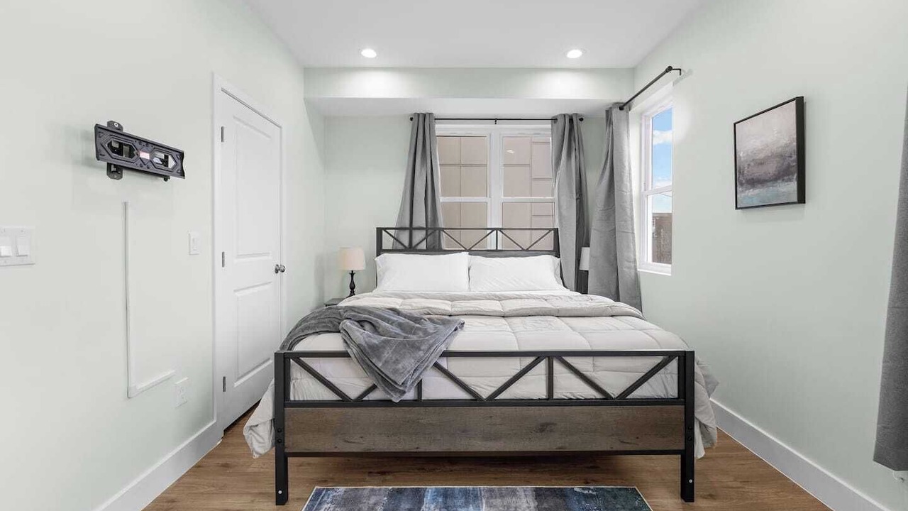 Photo of Bedroom in Washington