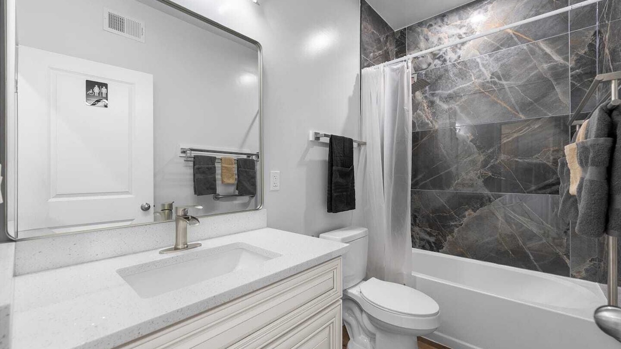 Photo of Bathroom in Washington