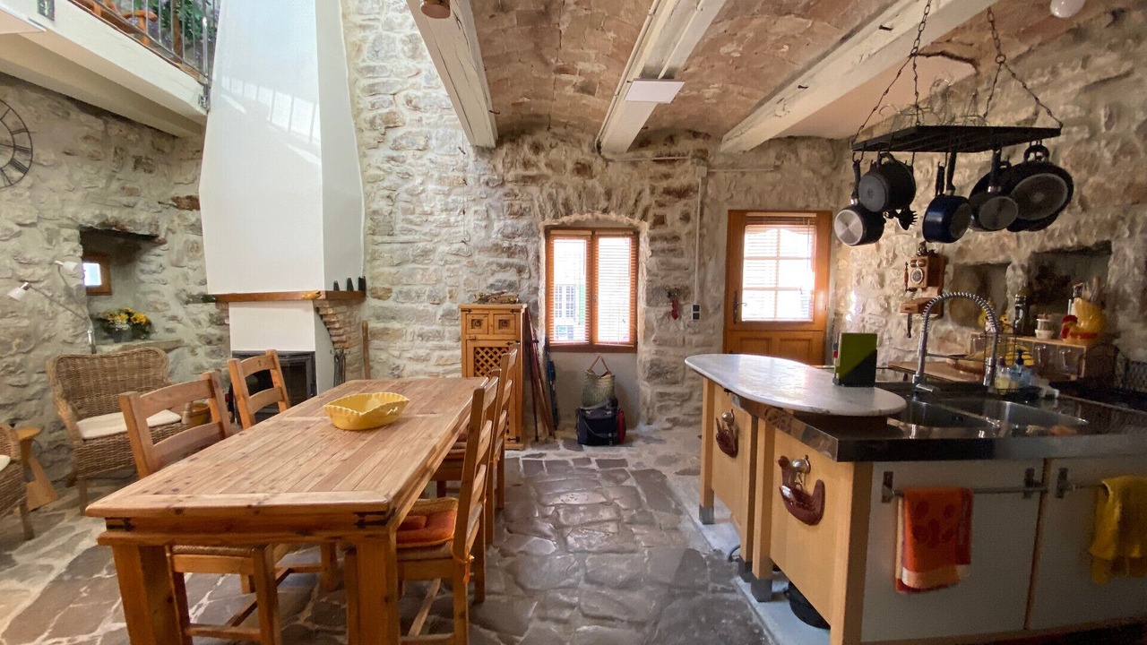 Photo of Others in Berrias-et-Casteljau