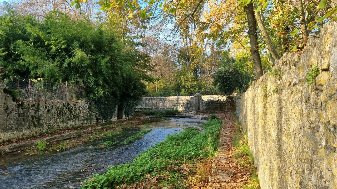 Photo of Others in Berrias-et-Casteljau