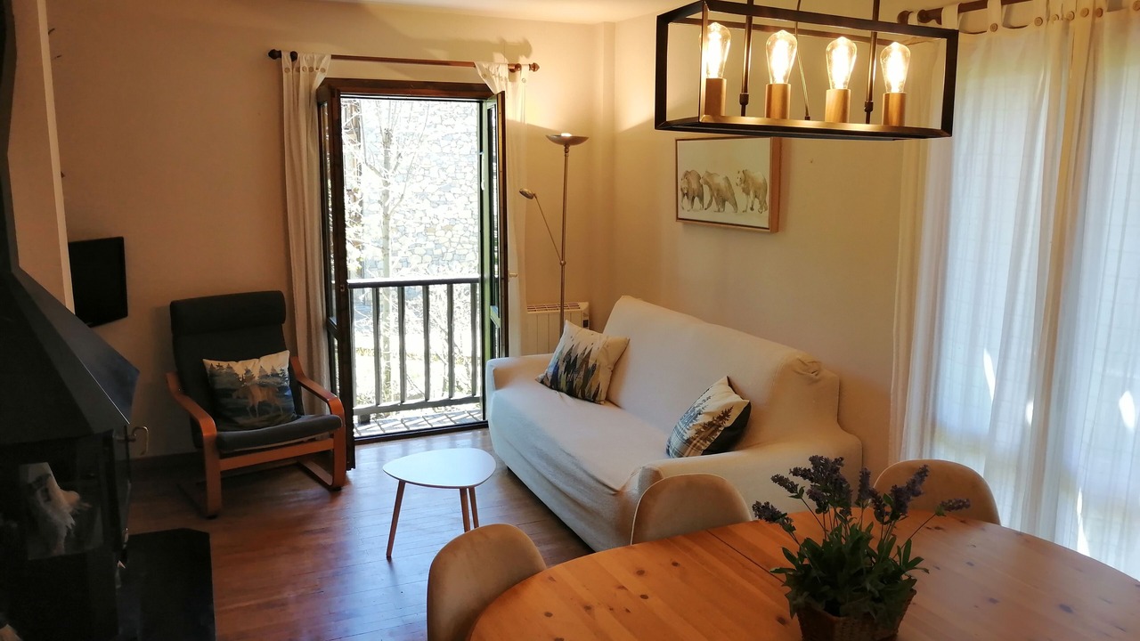 Photo of Livingroom in Taull