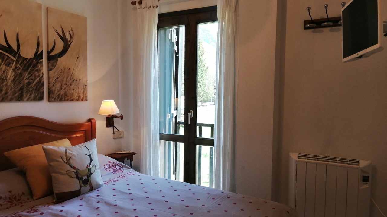 Photo of Bedroom in Taull