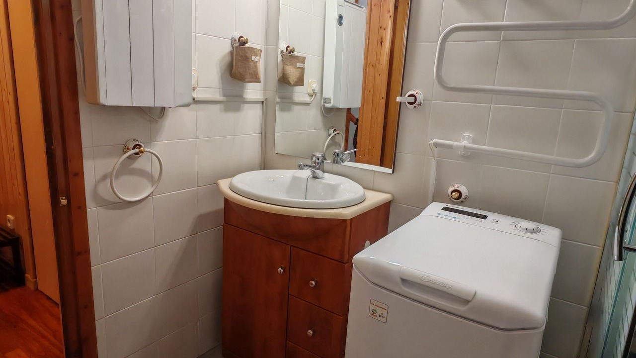 Photo of Bathroom in Taull