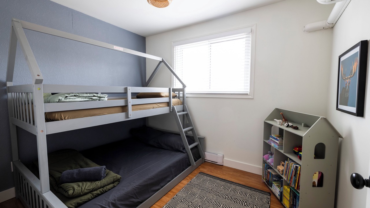 Photo of Bedroom in Sauble Beach