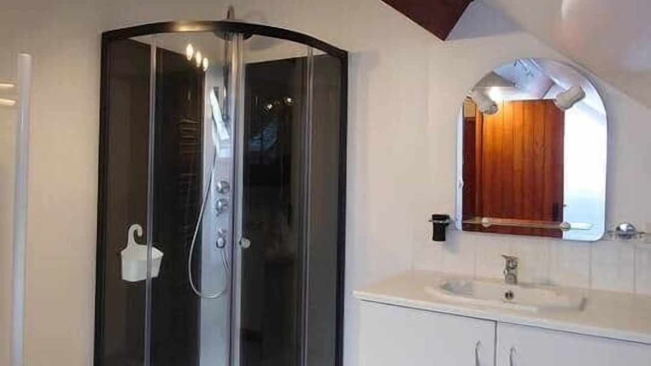 Photo of Bathroom in Lolif