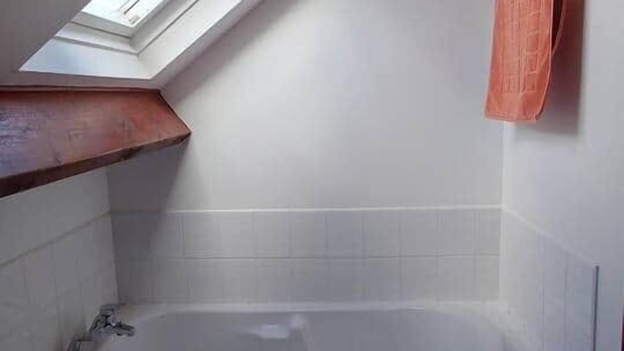 Photo of Bathroom in Lolif