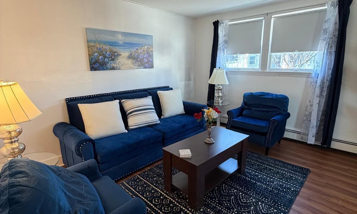 Photo of Livingroom in New London
