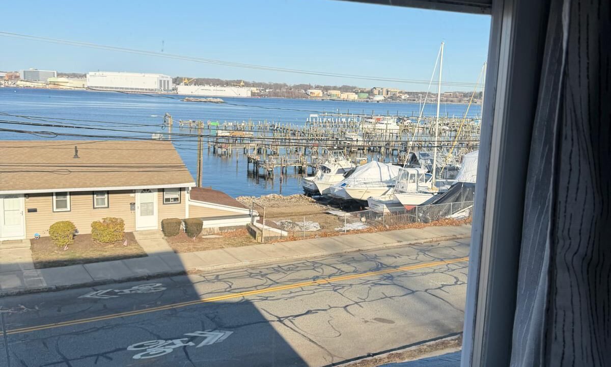 Photo of Others in New London