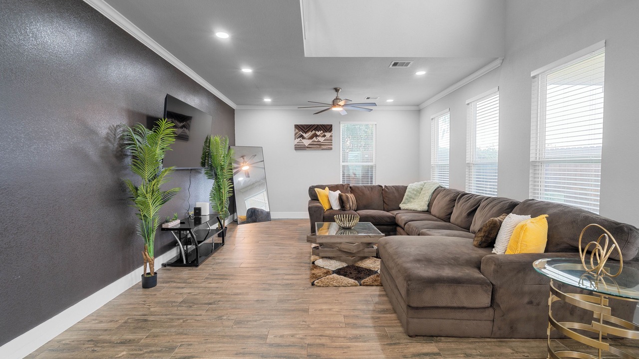 Photo of Livingroom in Barker