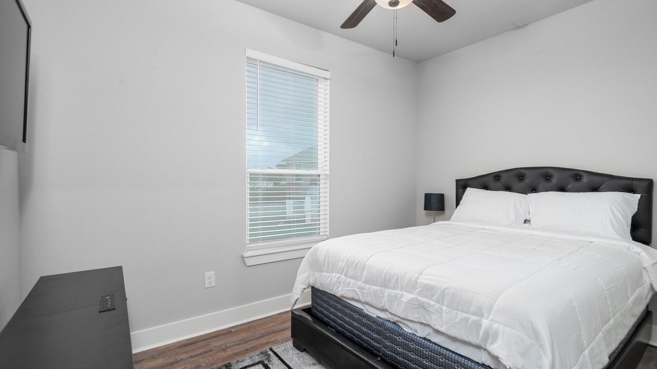 Photo of Bedroom in Barker