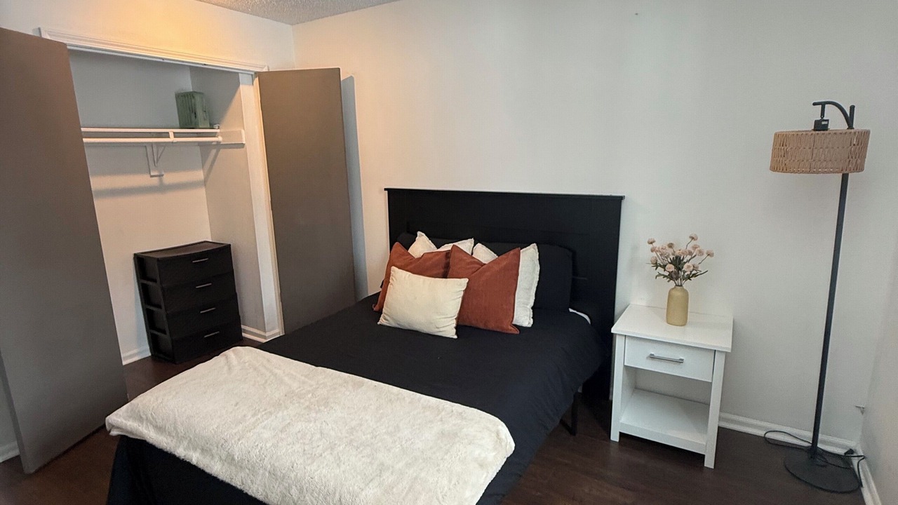 Photo of Bedroom in Merriam