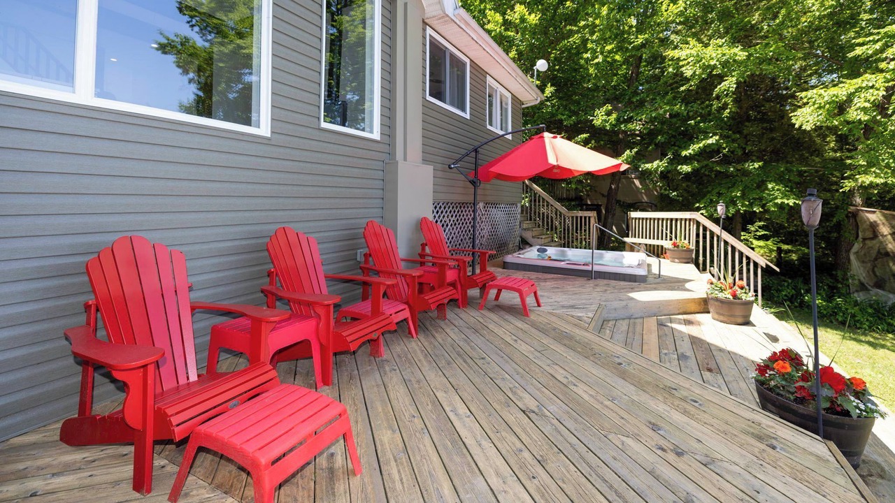 Photo of Patio Balcony in The Archipelago
