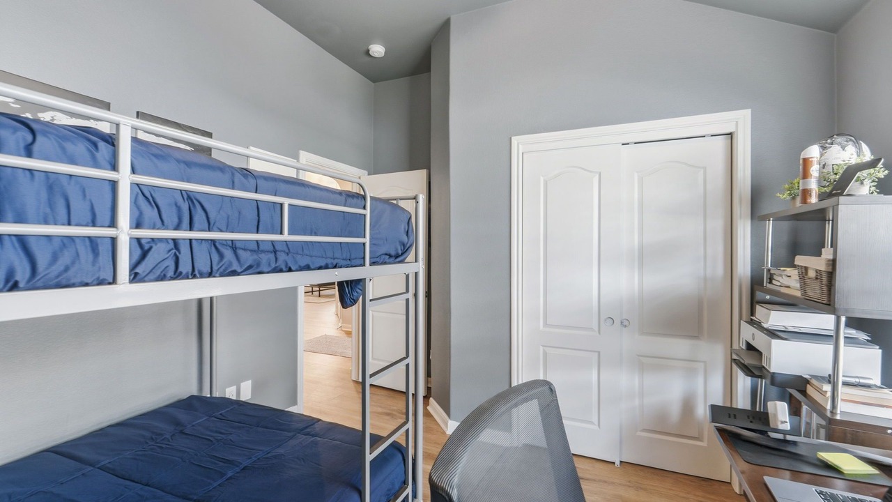 Photo of Bedroom in Pioneer Crossing