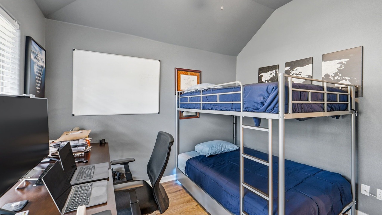 Photo of Bedroom in Pioneer Crossing