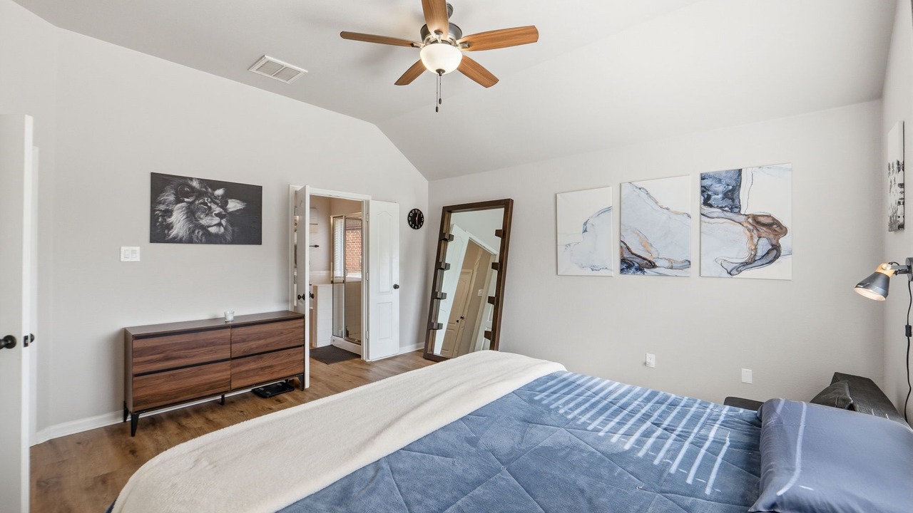 Photo of Bedroom in Pioneer Crossing