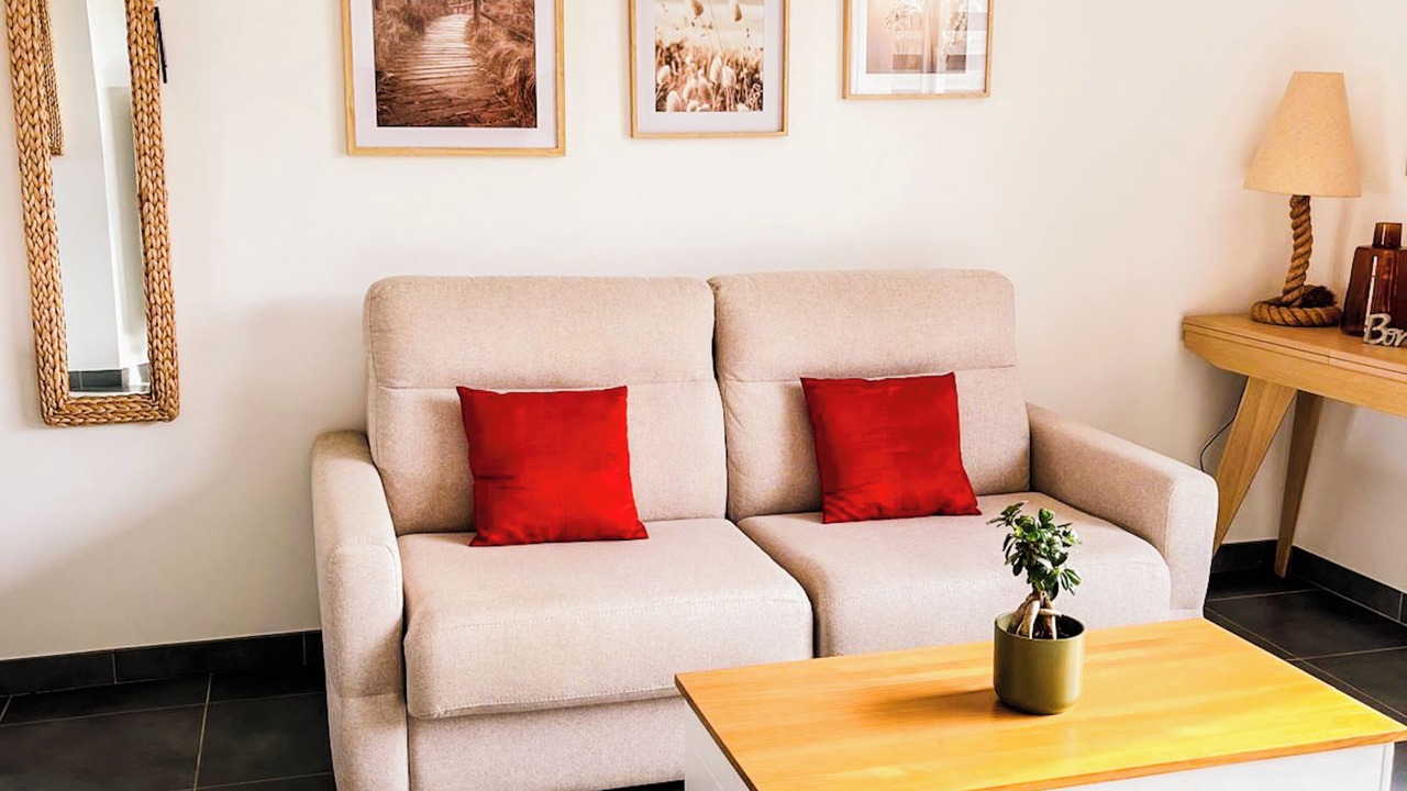 Photo of Livingroom in Saint-Michel-Chef-Chef