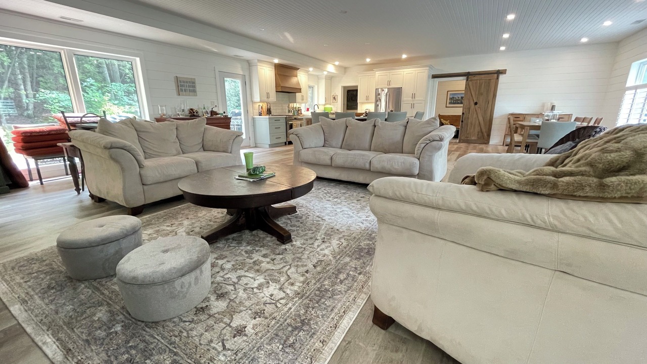 Photo of Livingroom in Hope Bay