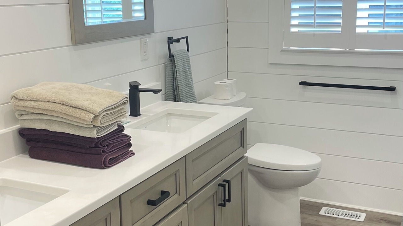 Photo of Bathroom in Hope Bay