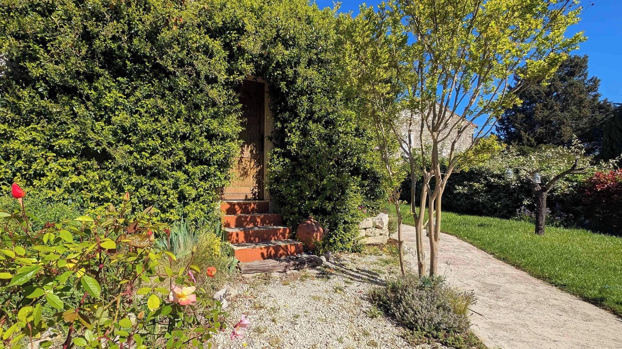 Photo of Outdoor in Saint-Mamert-du-Gard