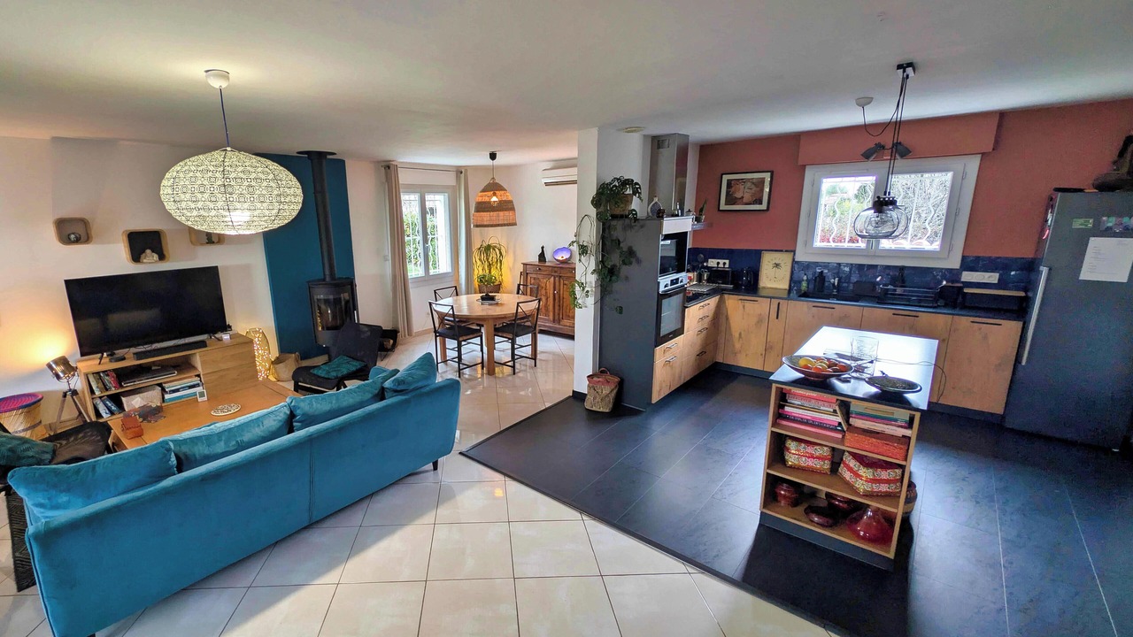 Photo of Livingroom in Saint-Mamert-du-Gard