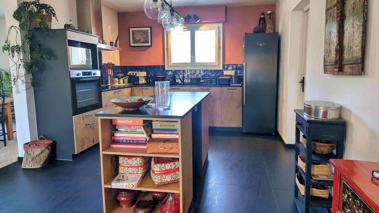 Photo of Kitchen in Saint-Mamert-du-Gard