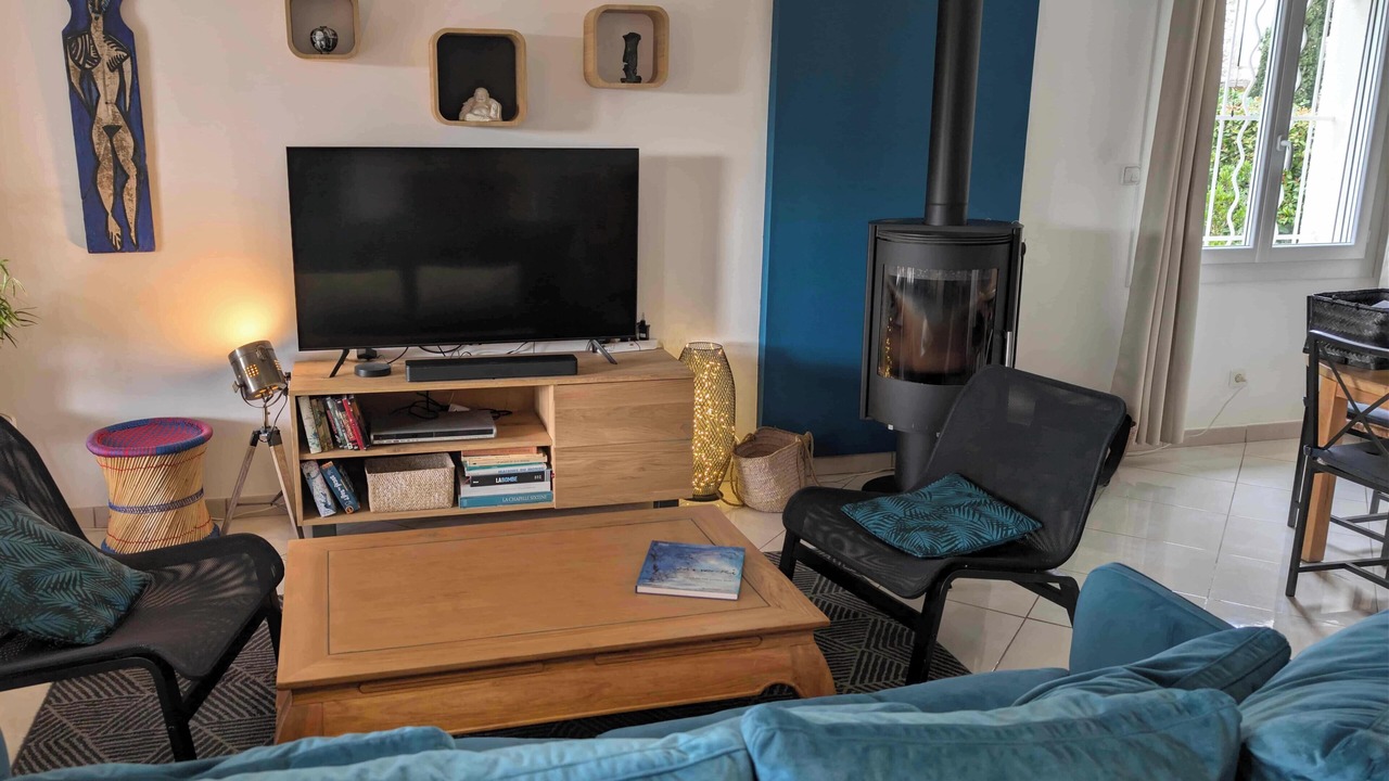Photo of Livingroom in Saint-Mamert-du-Gard