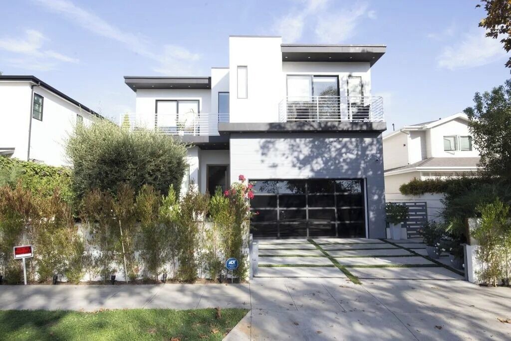 Photo of Outdoor in Melrose