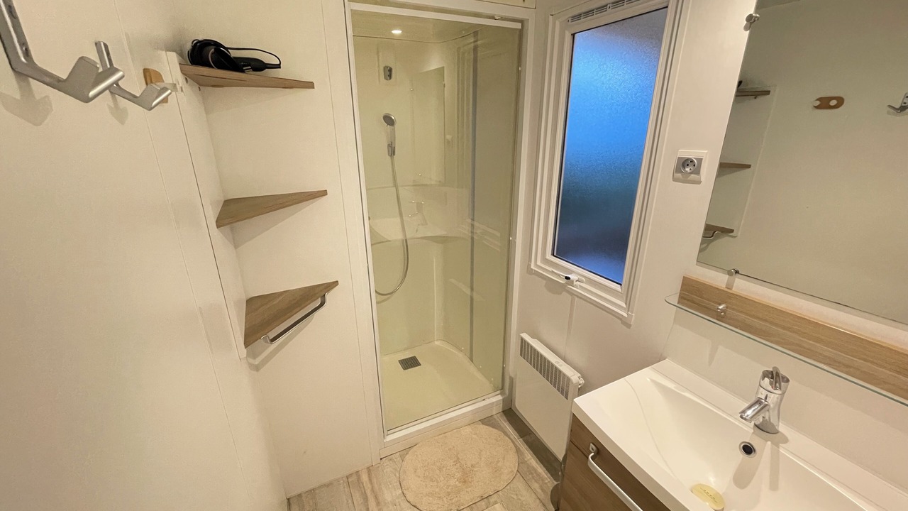 Photo of Bathroom in Gastes